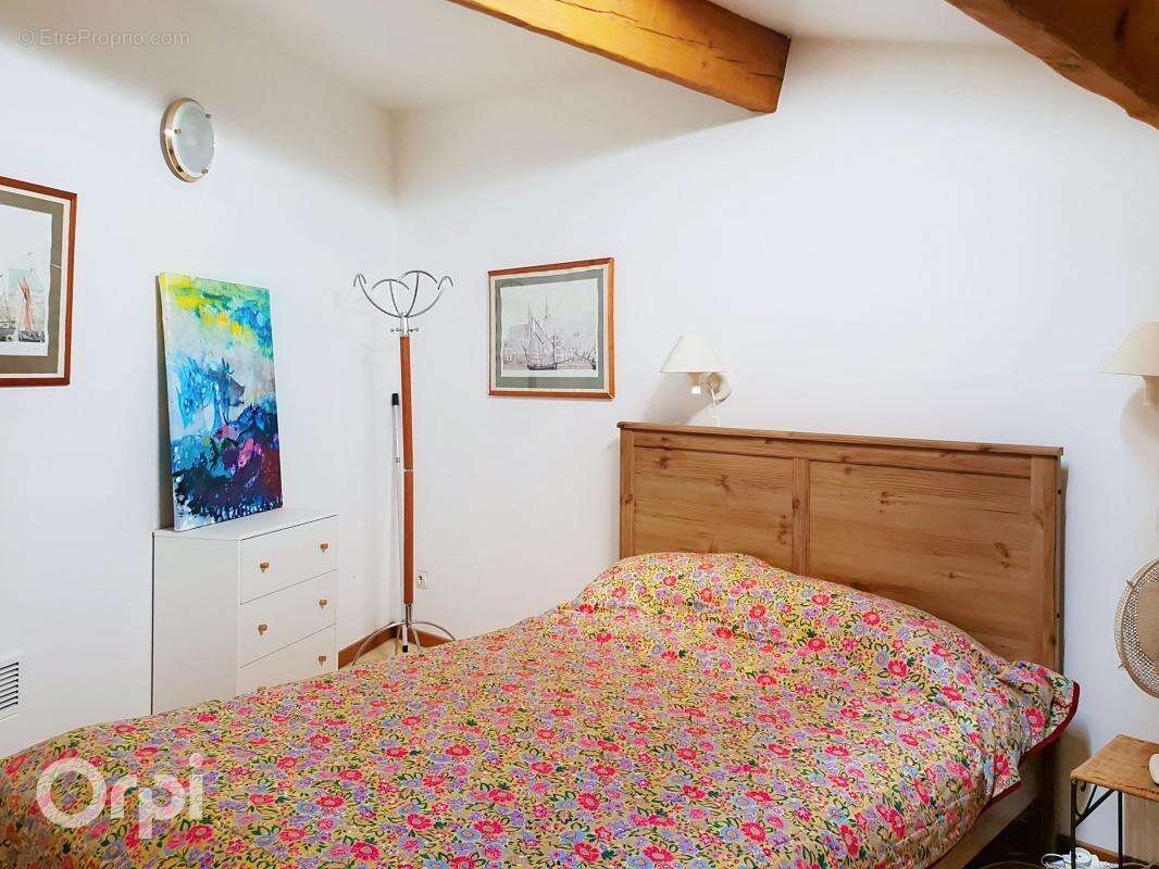 Appartement à LA CADIERE-D&#039;AZUR