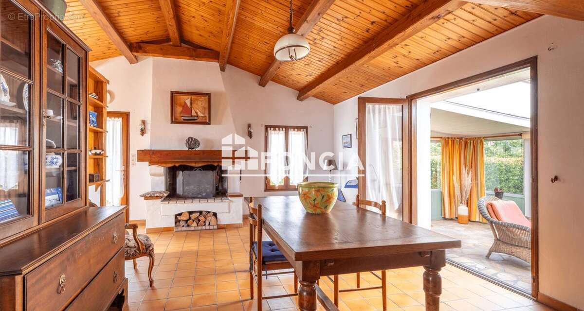 Maison à L&#039;EPINE