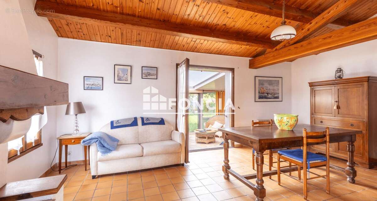 Maison à L&#039;EPINE