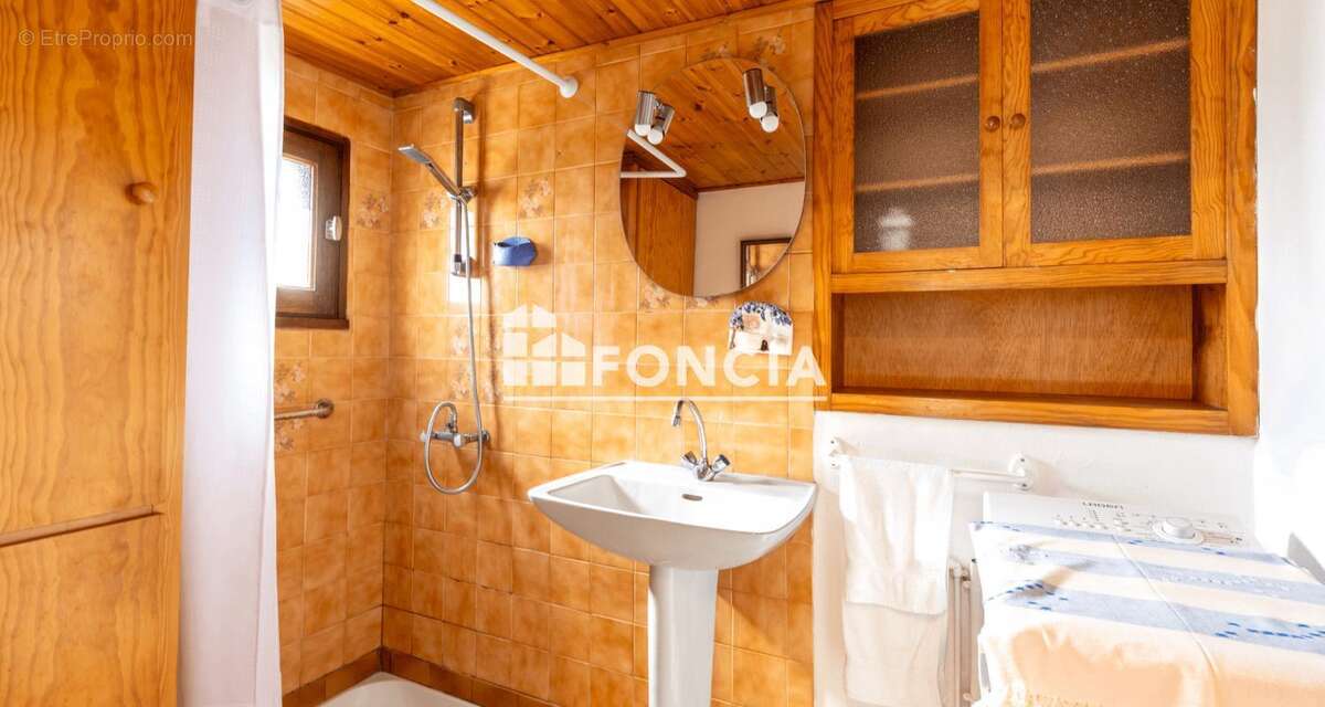 Maison à L&#039;EPINE