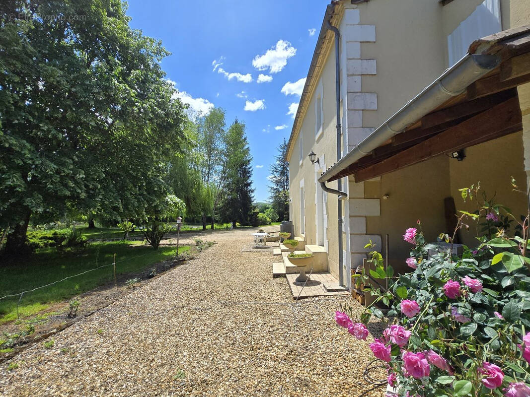 Maison à VILLAMBLARD