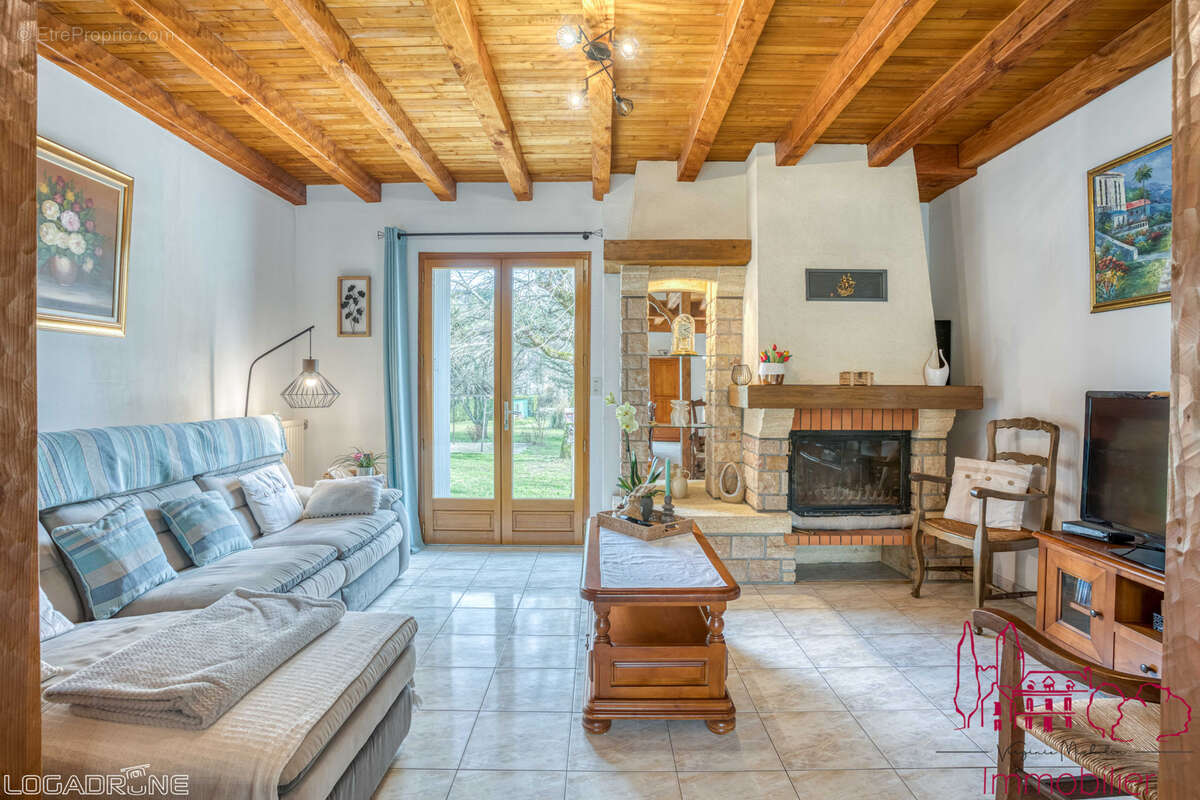 Maison à VILLAMBLARD