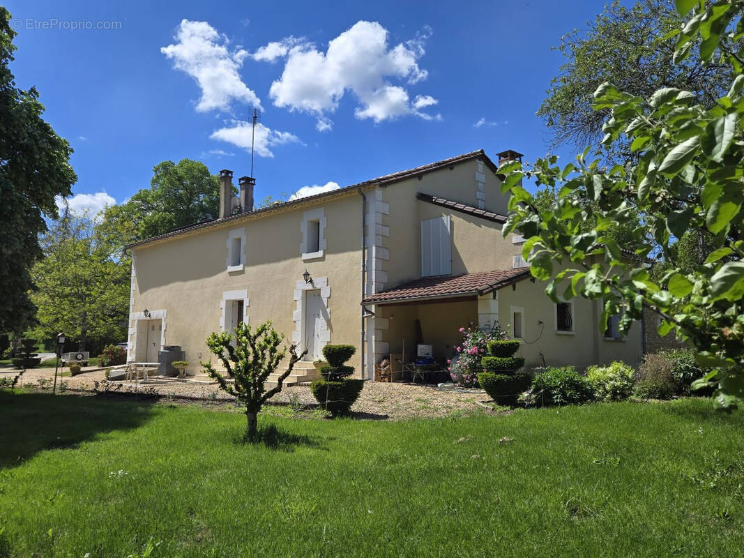 Maison à VILLAMBLARD