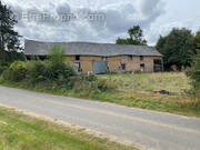 Terrain à POIX-DE-PICARDIE