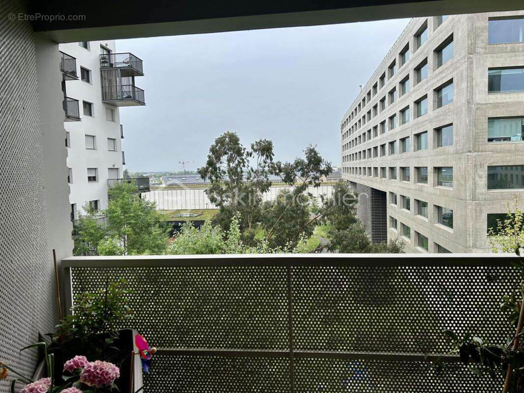 Appartement à SAINT-JACQUES-DE-LA-LANDE