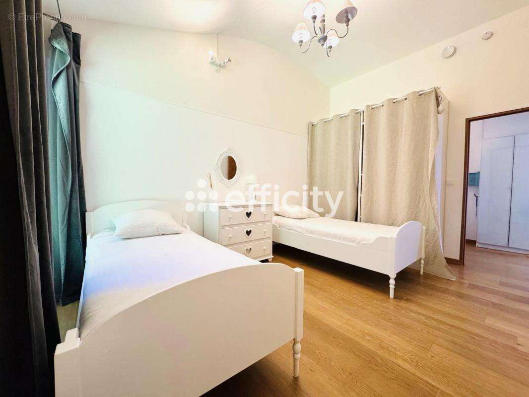 Maison à VEIGY-FONCENEX