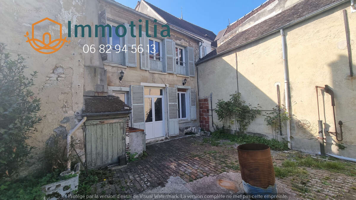 Maison à DONNEMARIE-DONTILLY