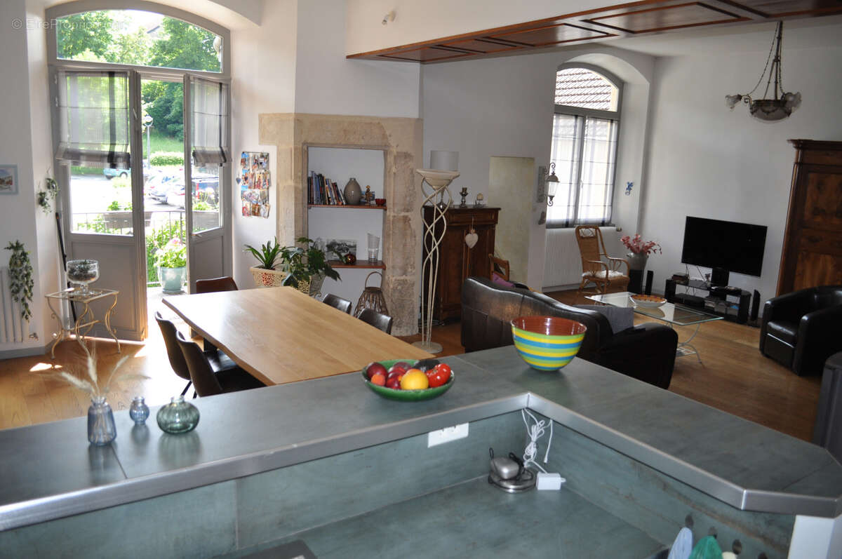 Appartement à ORNANS