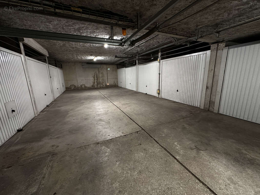 Appartement à SAINT-CYR-SUR-MER