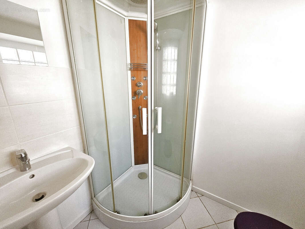 Appartement à SAINT-REMY-LES-CHEVREUSE