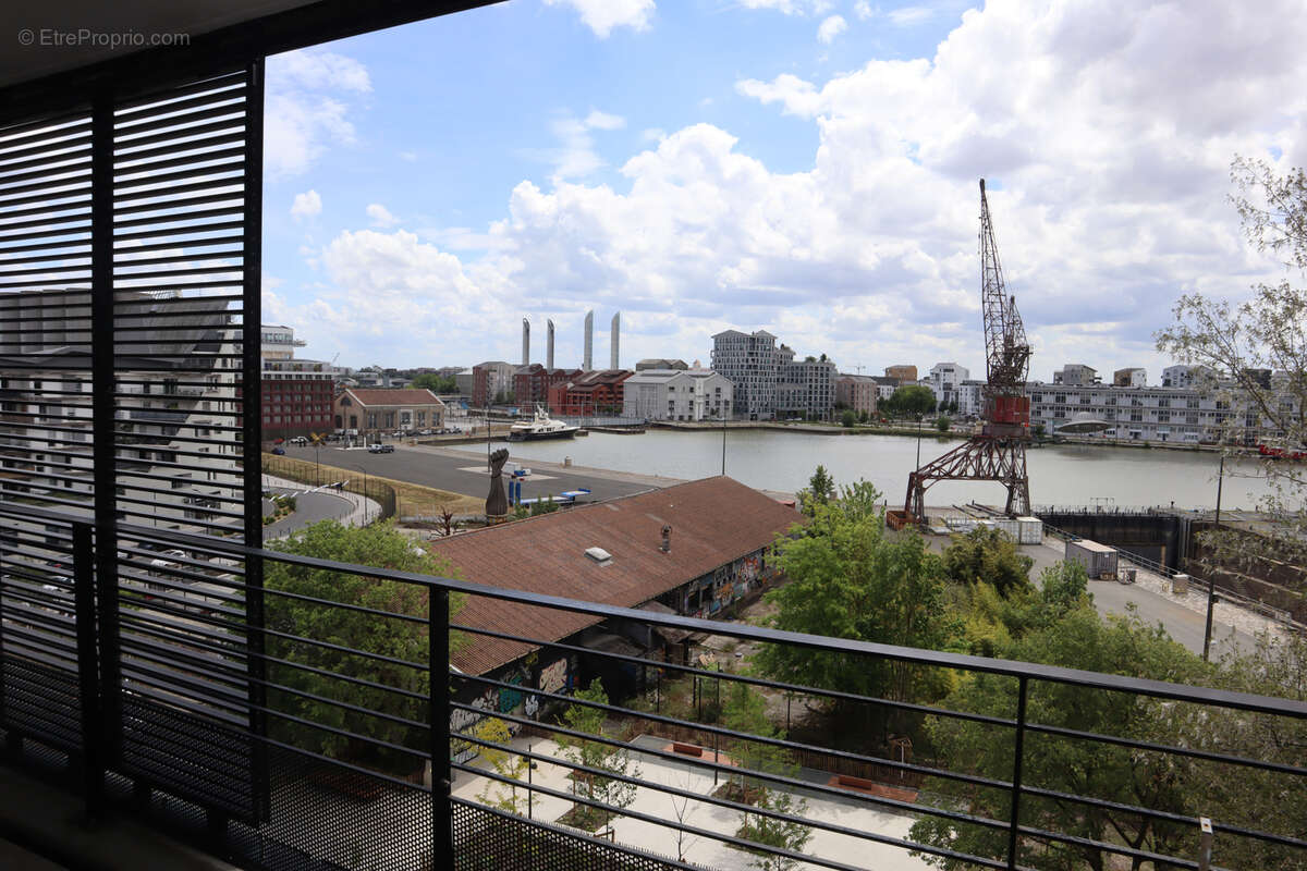 Appartement à BORDEAUX