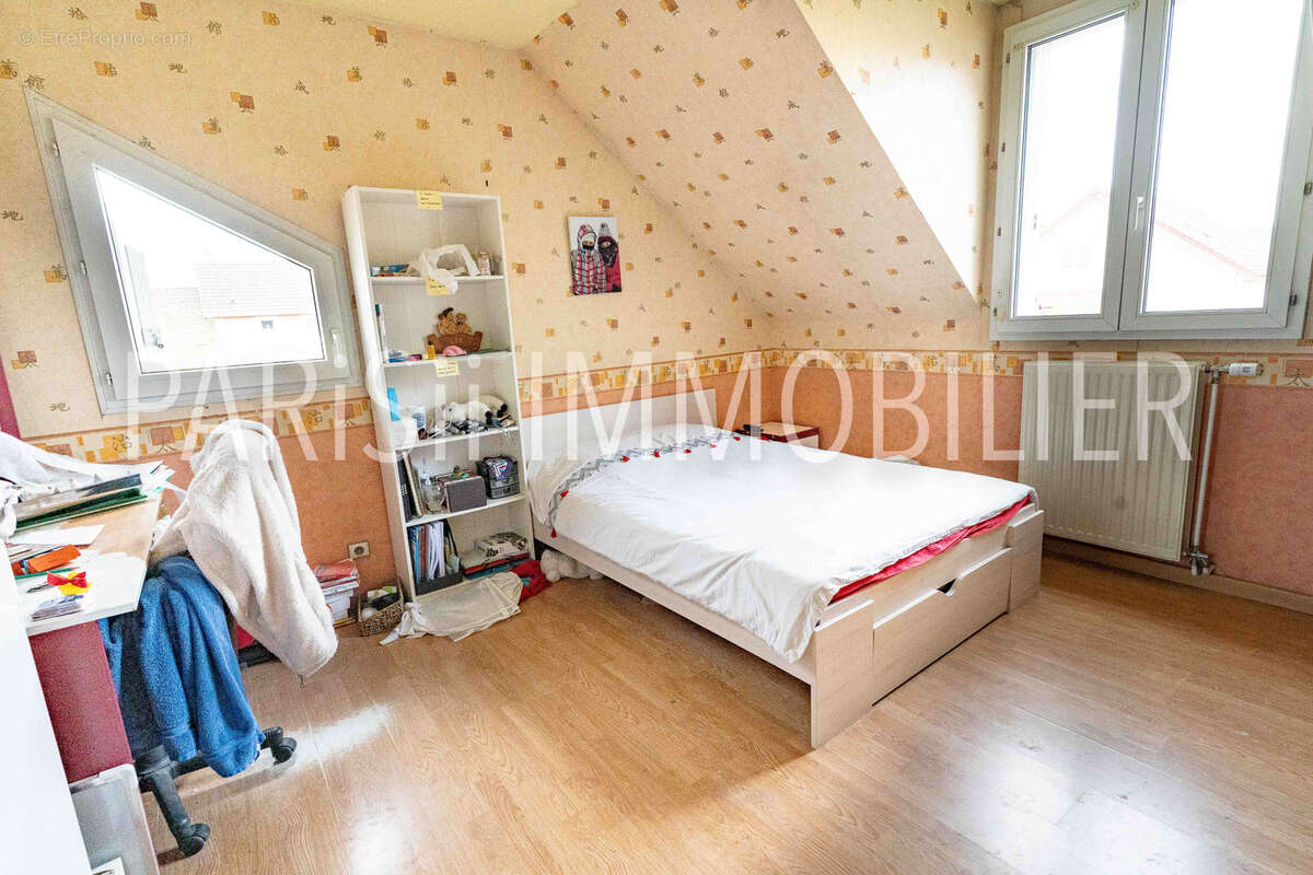 Maison à MONTIGNY-LES-CORMEILLES