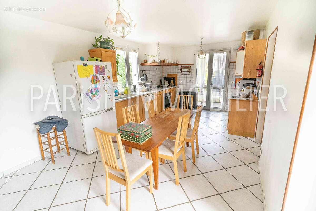 Maison à MONTIGNY-LES-CORMEILLES