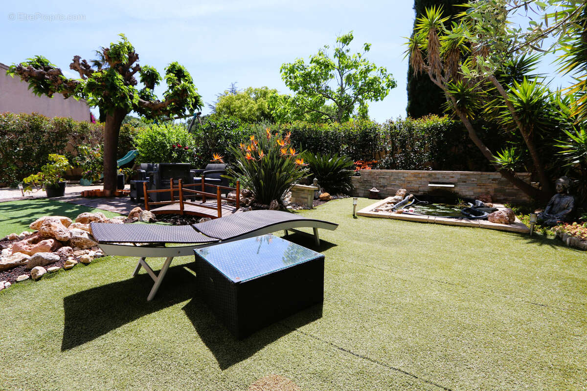 Maison à LA LONDE-LES-MAURES