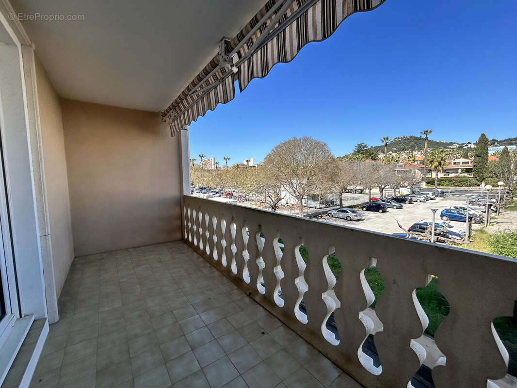 Appartement à HYERES