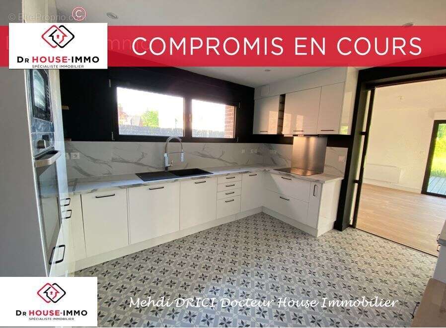 Maison à OSTRICOURT