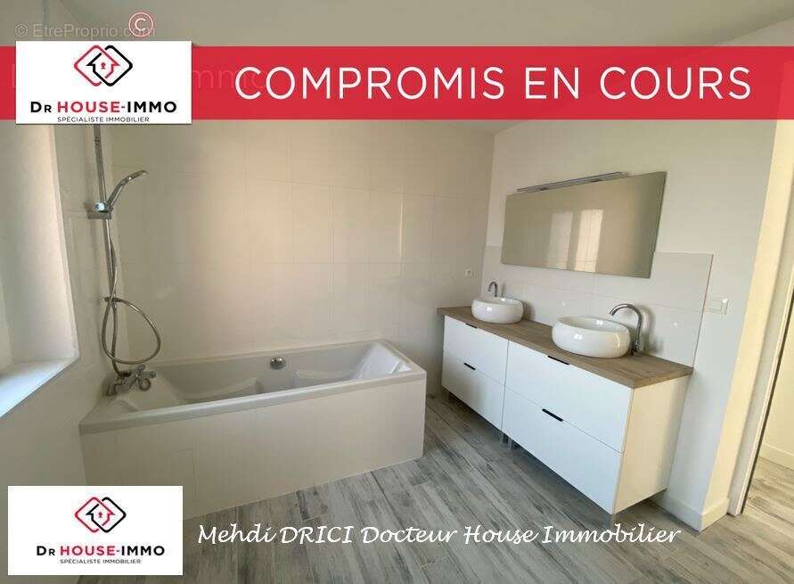 Maison à OSTRICOURT