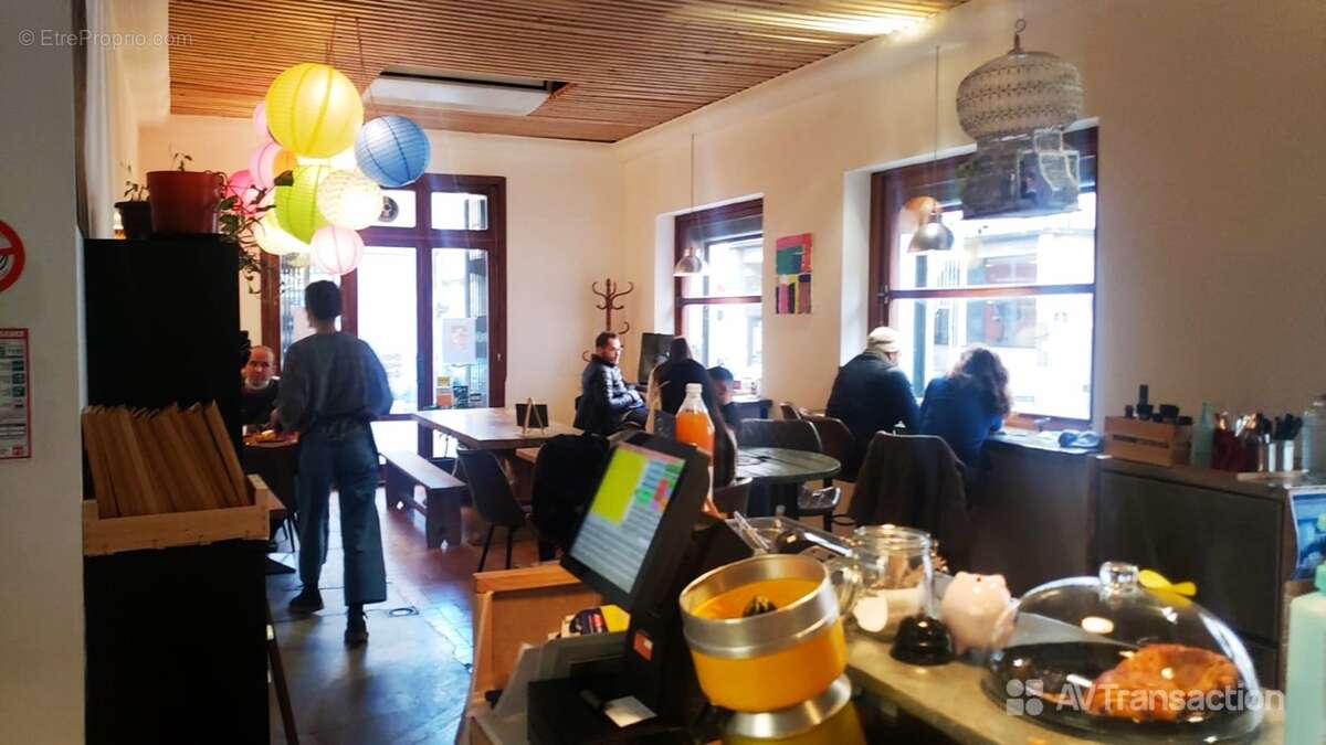 Commerce à MARSEILLE-6E