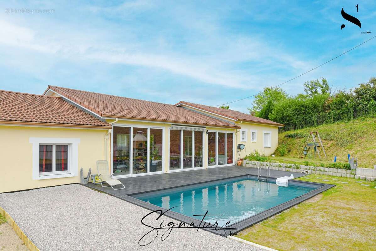 Maison à SAINT-HILAIRE-BONNEVAL