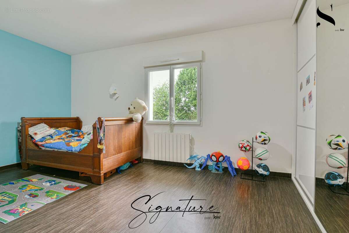 Maison à SAINT-HILAIRE-BONNEVAL