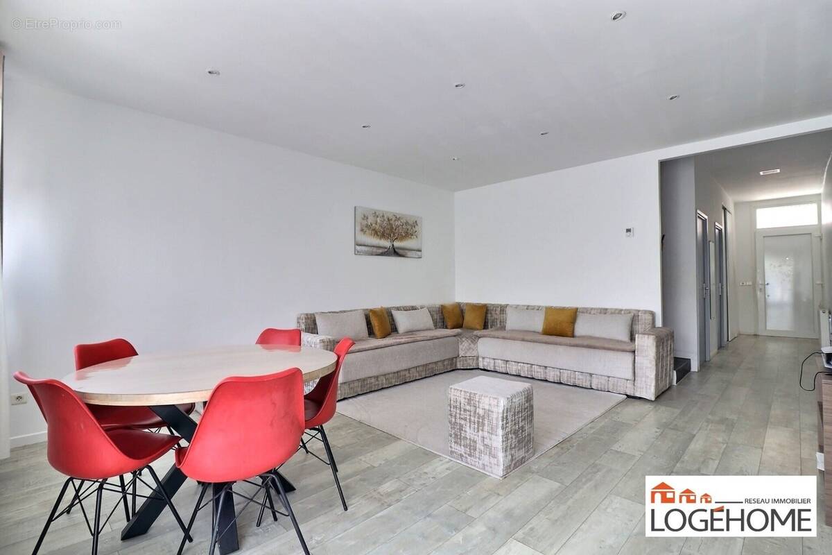 Maison à HELLEMMES-LILLE