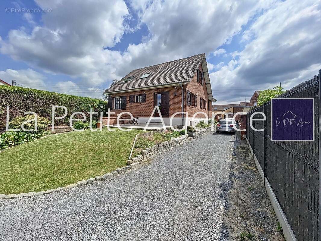 Maison à ALLENNES-LES-MARAIS