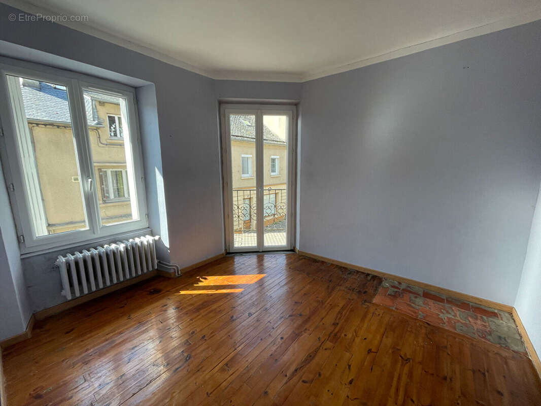 Maison à PONT-DE-SALARS