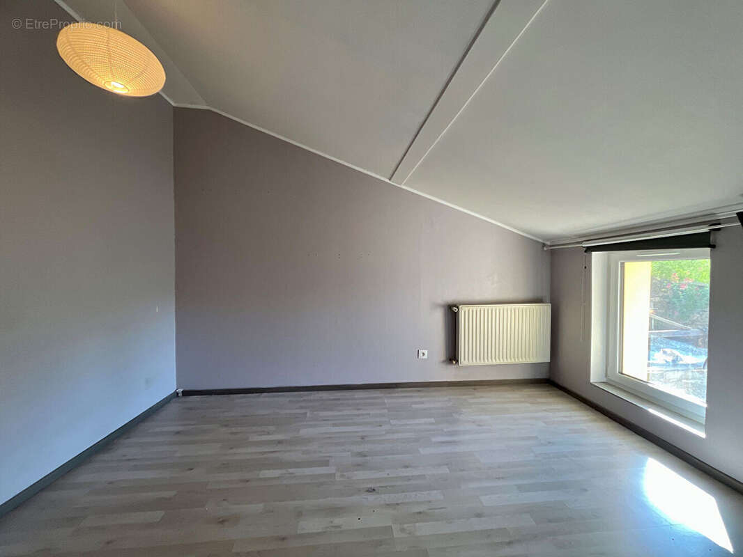 Maison à CONTZ-LES-BAINS