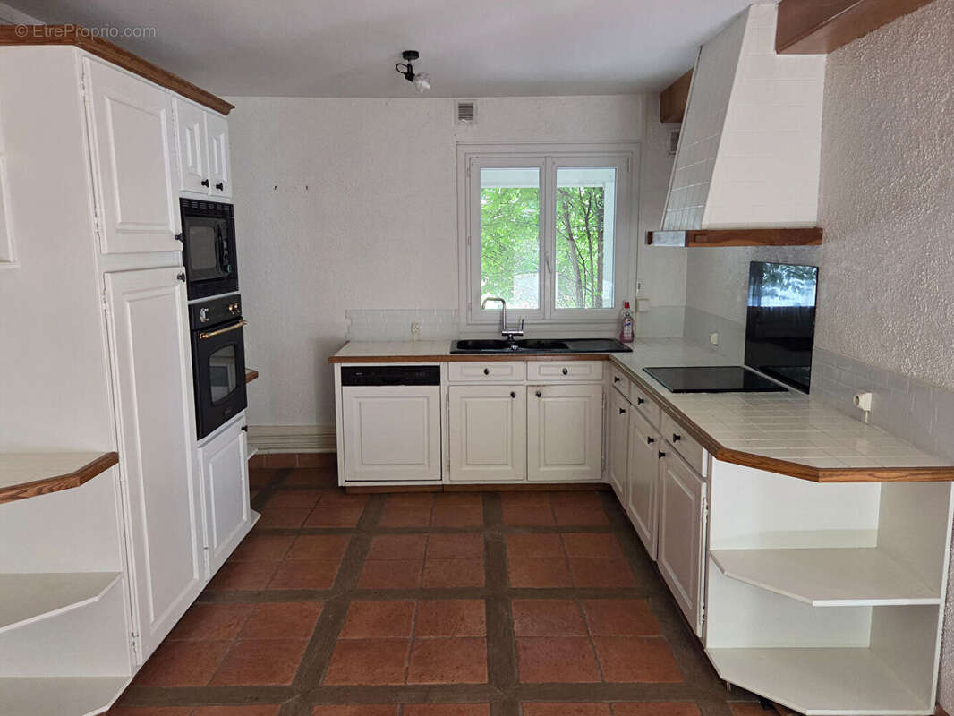 Maison à MONTIGNY-AUX-AMOGNES