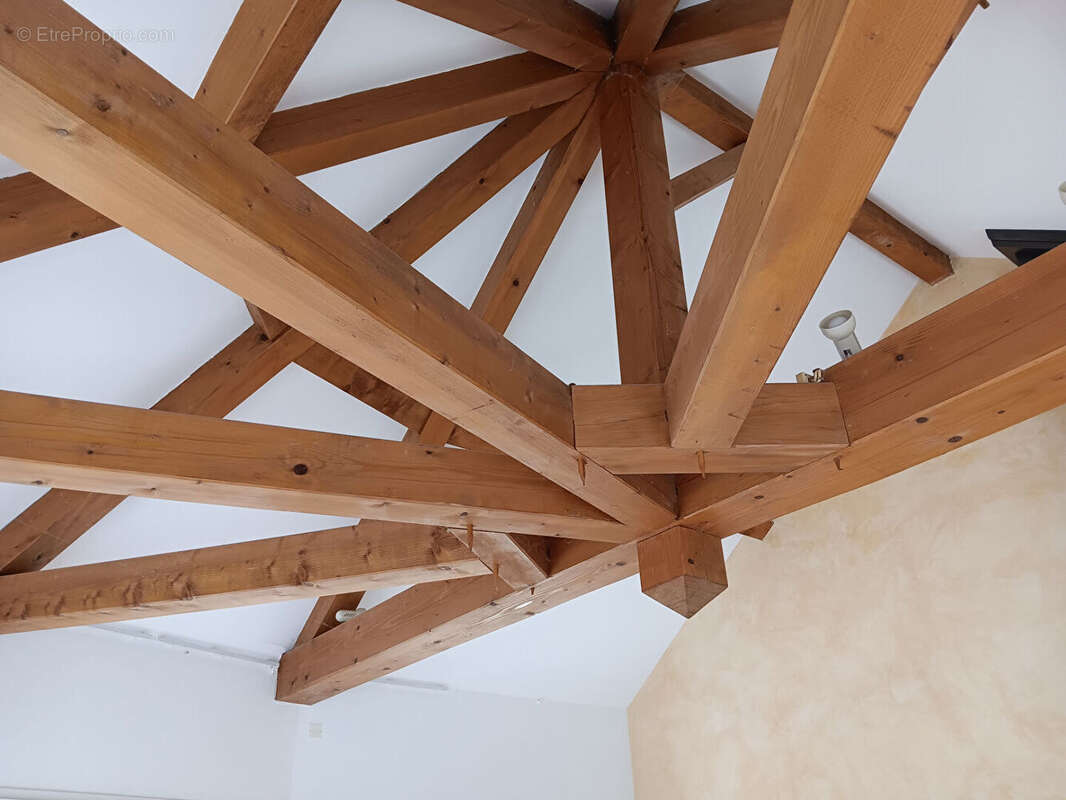 Maison à MONTIGNY-AUX-AMOGNES