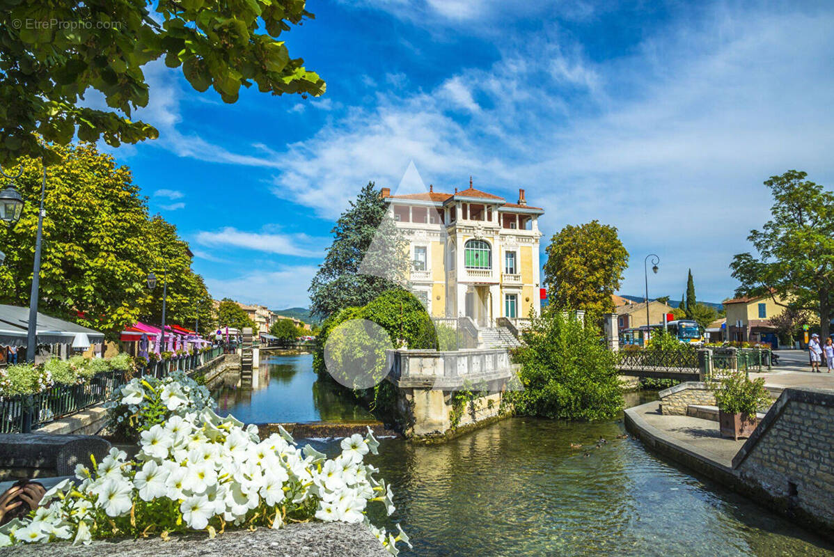 Maison à L&#039;ISLE-SUR-LA-SORGUE