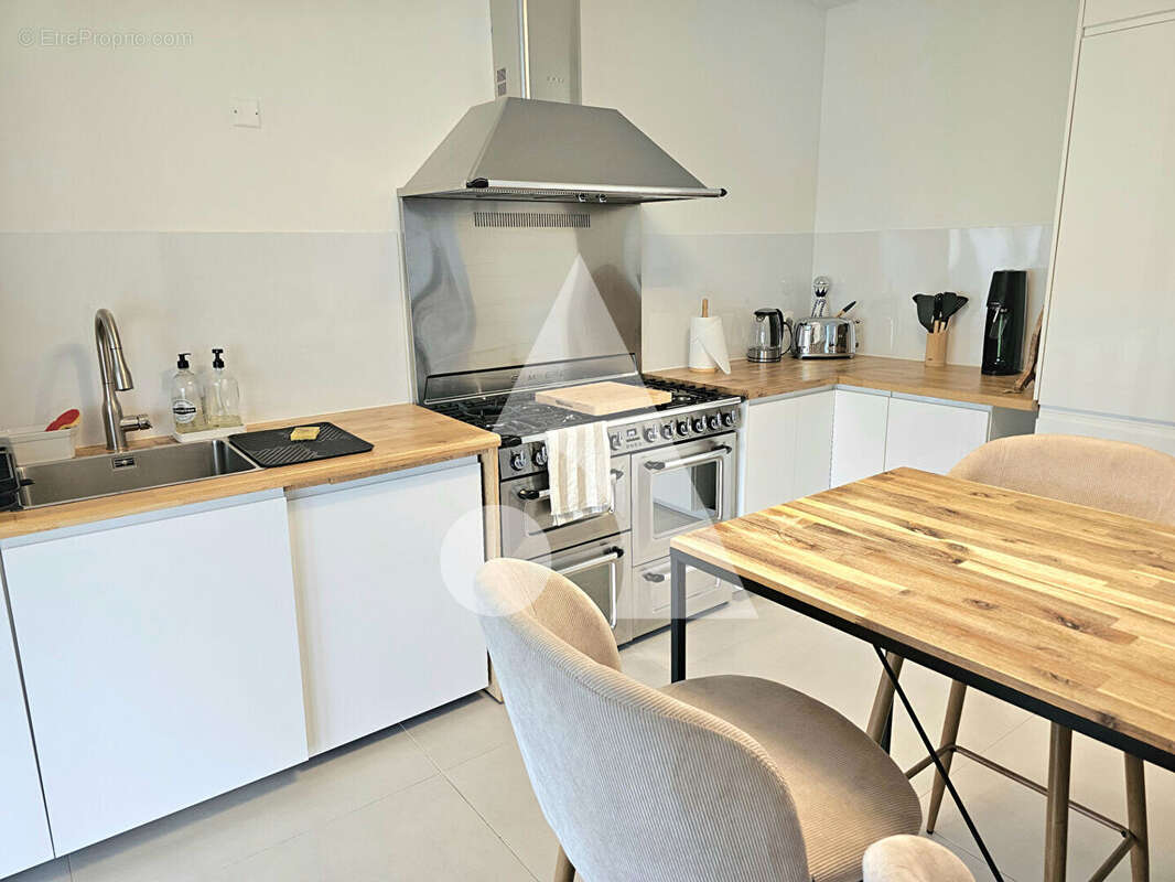 Maison à L&#039;ISLE-SUR-LA-SORGUE