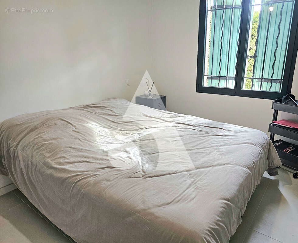 Maison à L&#039;ISLE-SUR-LA-SORGUE