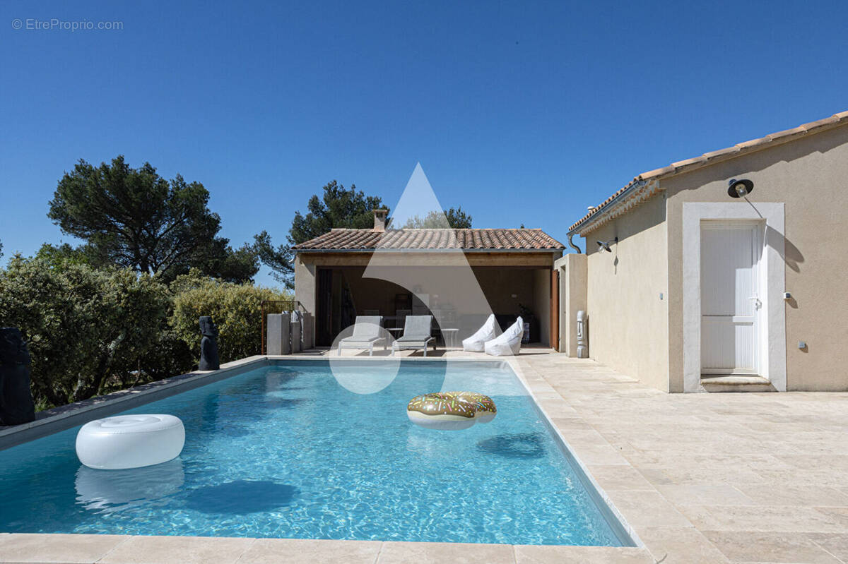 Maison à CABRIERES-D&#039;AVIGNON