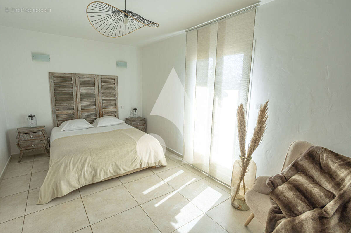 Maison à CABRIERES-D&#039;AVIGNON