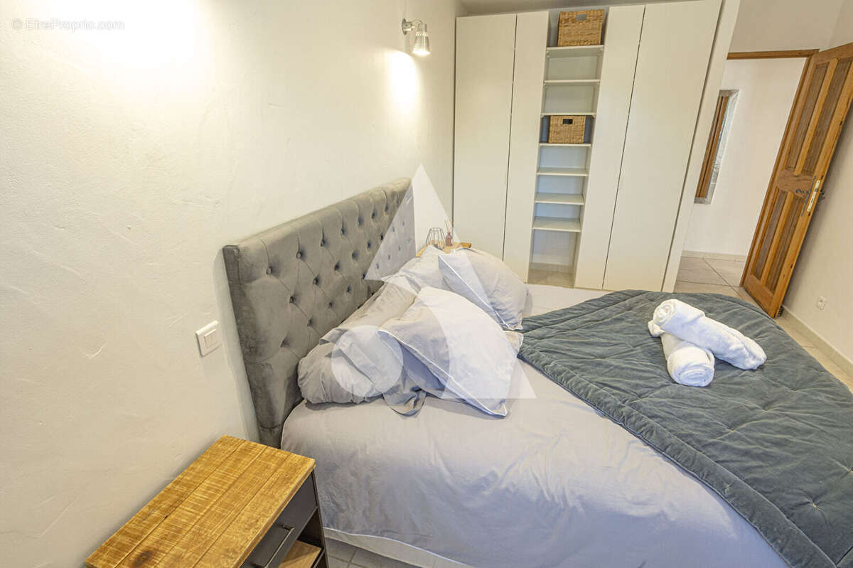 Maison à CABRIERES-D&#039;AVIGNON