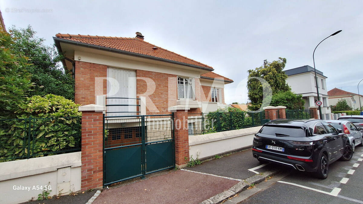 Maison à BOURG-LA-REINE