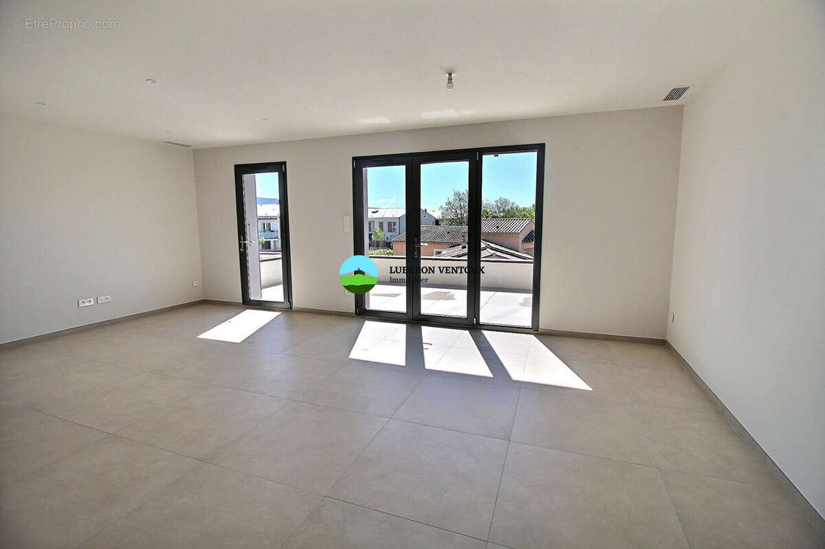 Appartement à VELLERON