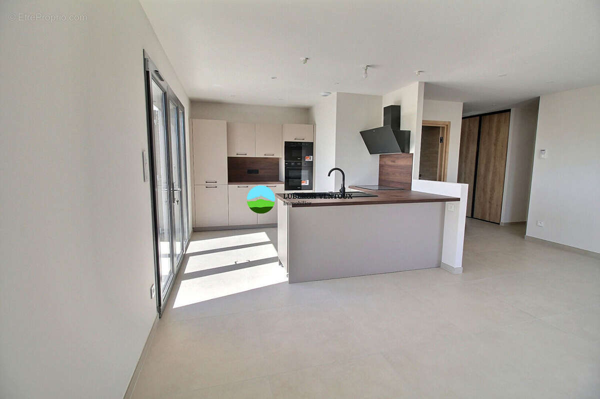 Appartement à VELLERON