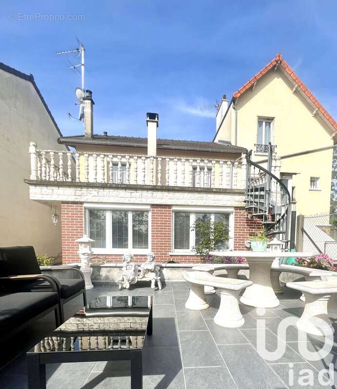 Photo 6 - Maison à PIERREFITTE-SUR-SEINE