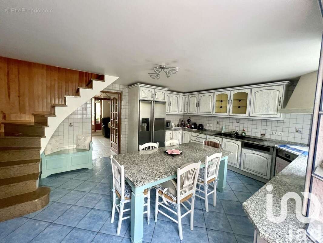 Photo 9 - Maison à PIERREFITTE-SUR-SEINE