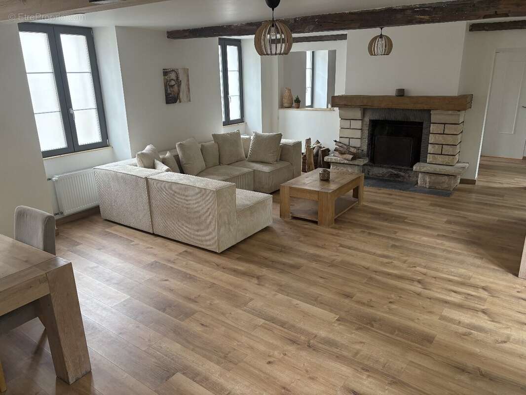 Maison à DAMPIERRE-EN-YVELINES