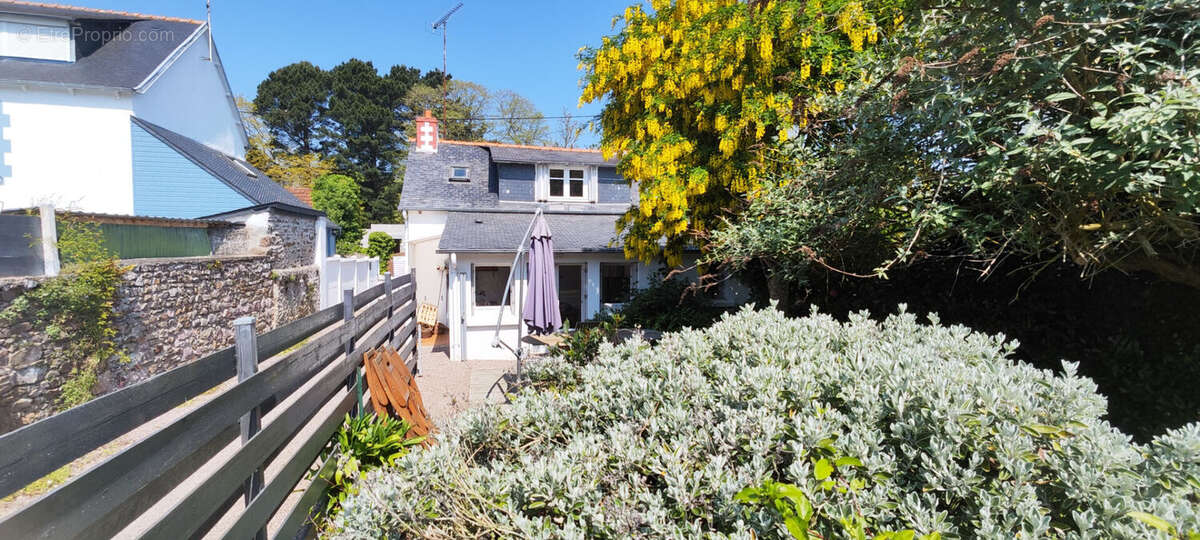 Maison à ETABLES-SUR-MER
