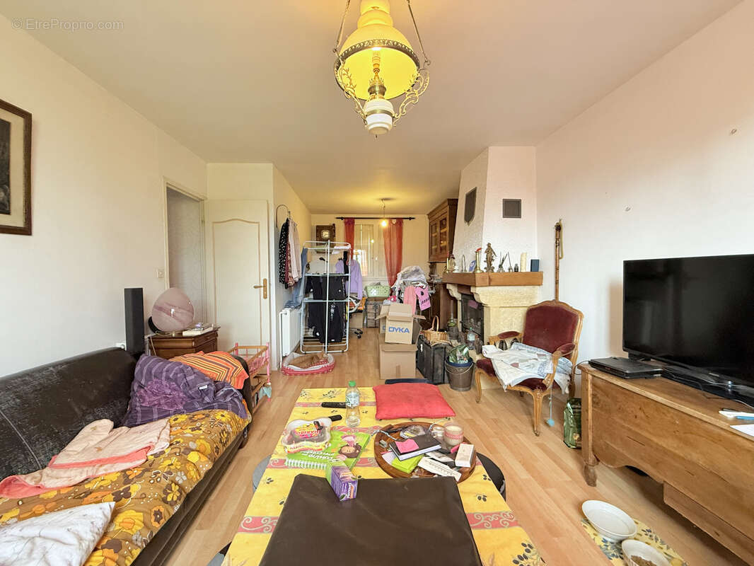 Maison à MERY-SUR-CHER