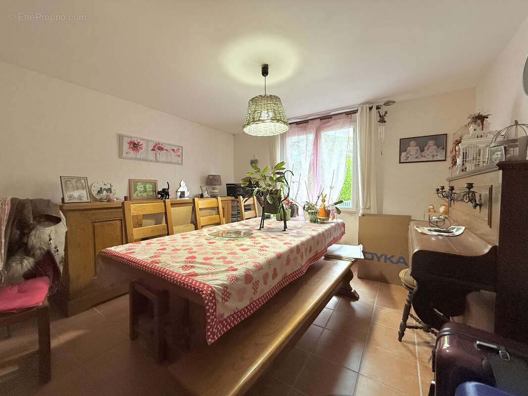 Maison à MERY-SUR-CHER