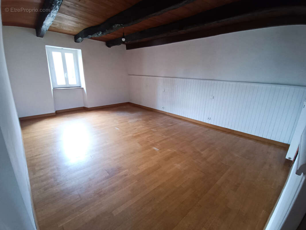 Maison à BARAQUEVILLE