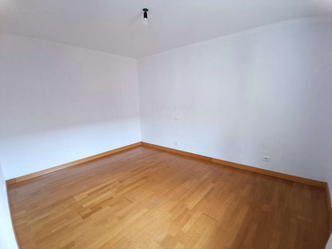 Maison à BARAQUEVILLE