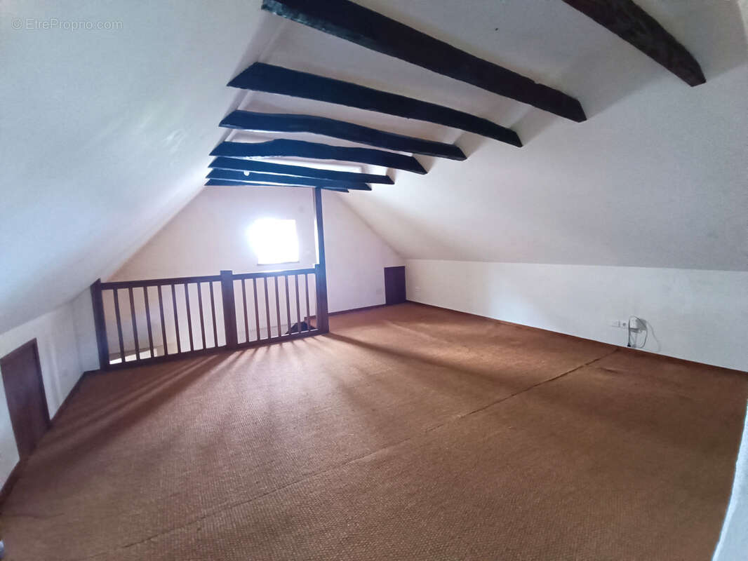 Maison à BARAQUEVILLE