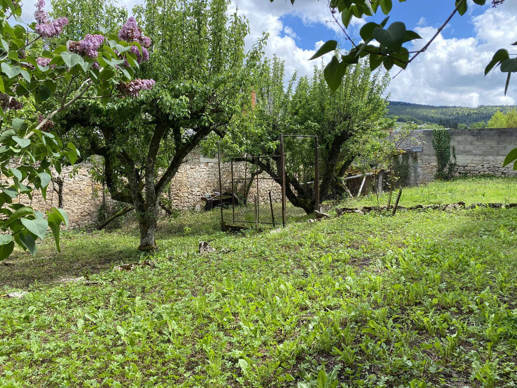 Maison à MONTROZIER