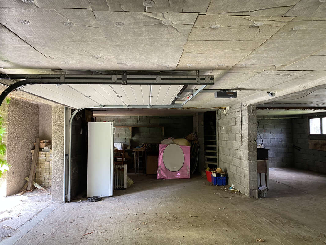 Maison à MONTROZIER